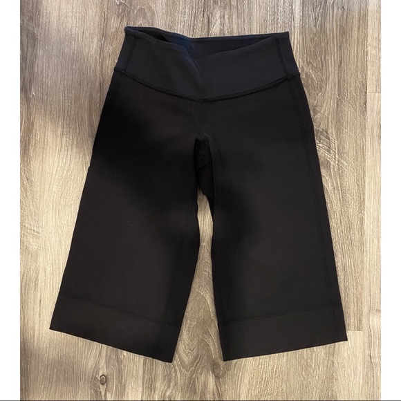 🍋 Lululemon Clam Digger Size 2 - Picture 6 of 8